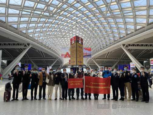 广东第23批援助湖北医疗队出征，迄今已有2428名队员驰援湖北