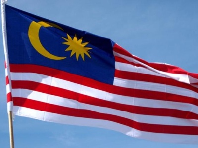 马来西亚最高元首接受总理马哈蒂尔的辞呈，反对党称掌握足够议员支持组阁