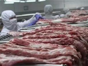 国家发改委：安排了1万吨中央储备冻猪肉专门为武汉市备用