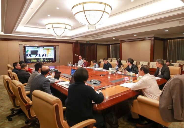 8亿元助力抗疫科研攻关，恒大牵手钟南山和哈佛大学
