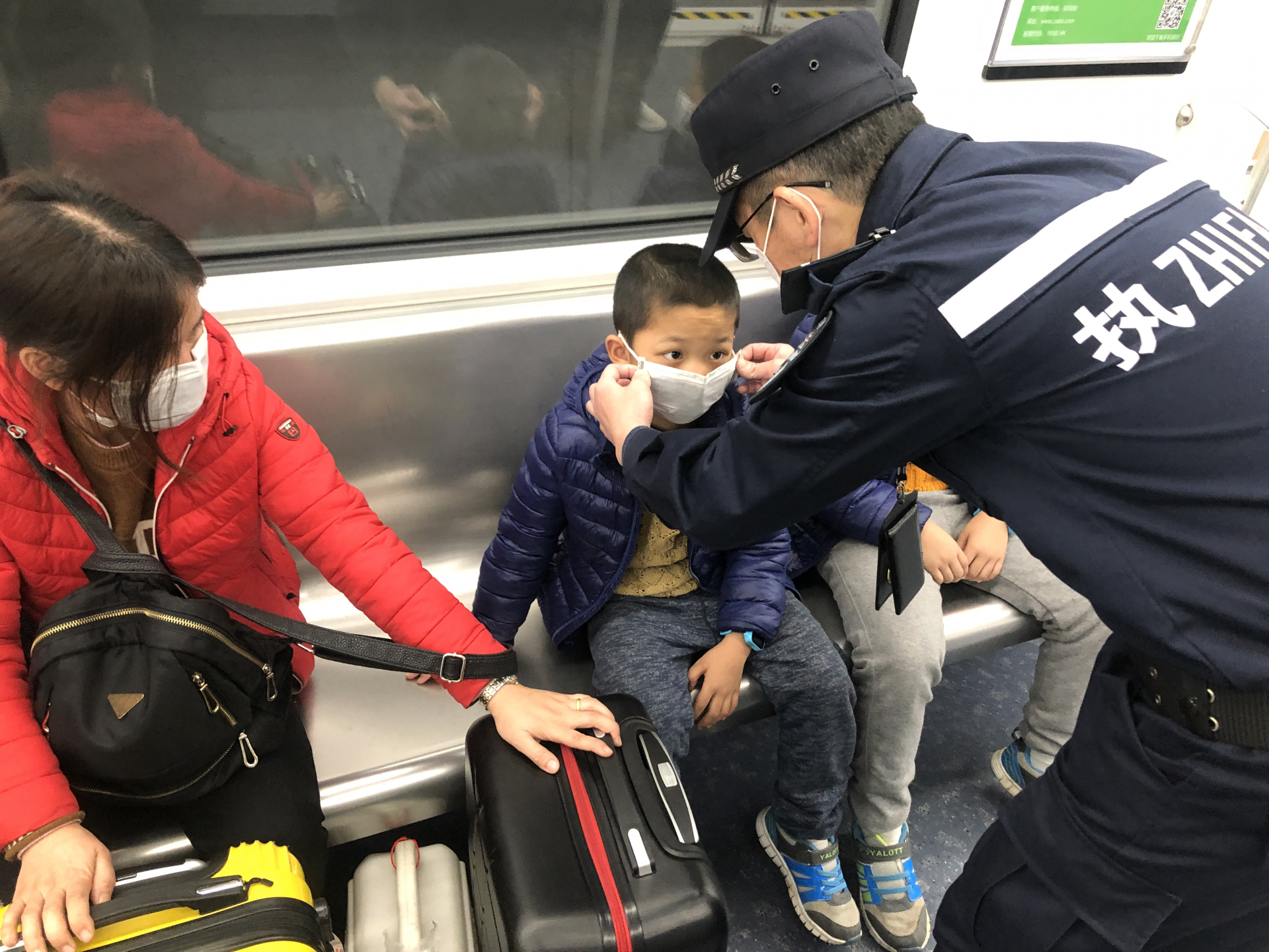 疫情就是集结号！深圳地铁党员奋战在抗疫一线