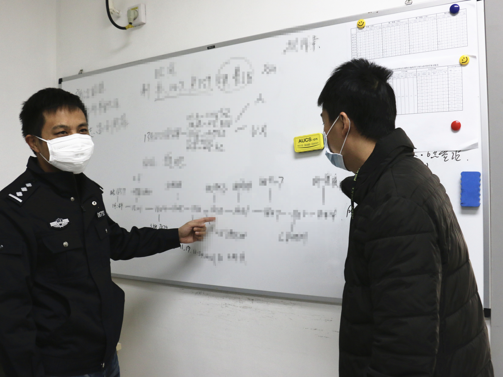 光明抗疫 | 曾熙：战疫破案两不误