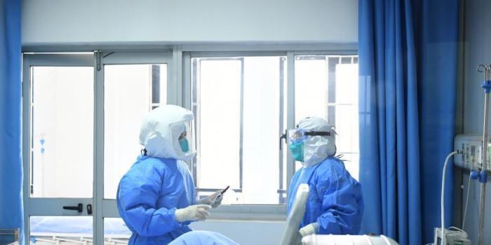 工信部：医用防护服需求比平时增长百倍