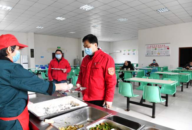 企业复工用餐怕交叉感染？ “预约式”外卖、“无接触配送”可解忧