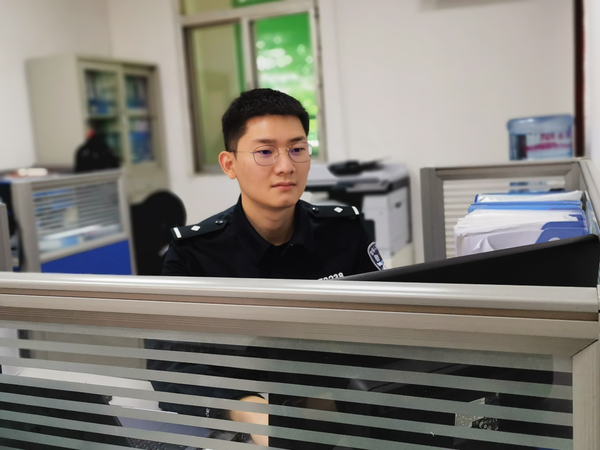 每日警星 | 贾少鹏：守好深圳“西大门”