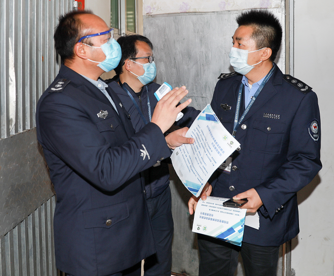 横岗200余名网格员下沉一线，齐心织密疫情防控网