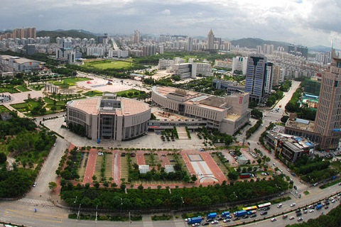 龙岗加快建设东部文化高地，今年将举办500场高端文艺演出