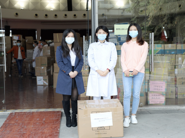 深圳市政协委员朱小萍：带领企业奋战保洁一线筑起疫情防线 