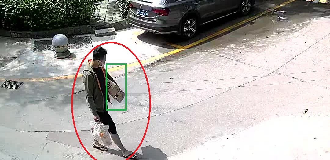 3336元的名牌球鞋不翼而飞，警方提醒“无接触配送”有风险！