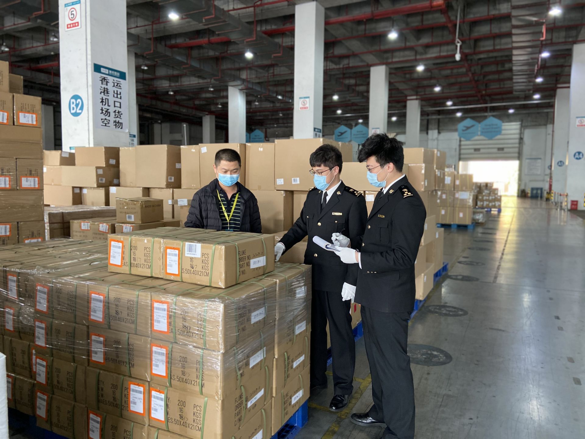 “东西部港区一体化”加速湾区要素流动丨创新业务模为外贸企业复工复产增添新动能