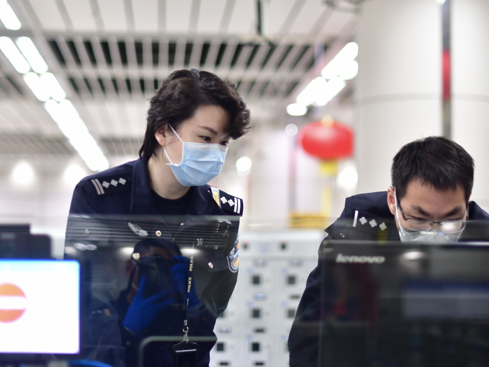 她们绽放在国门一线，为这个特殊的妇女节添上别样风采 