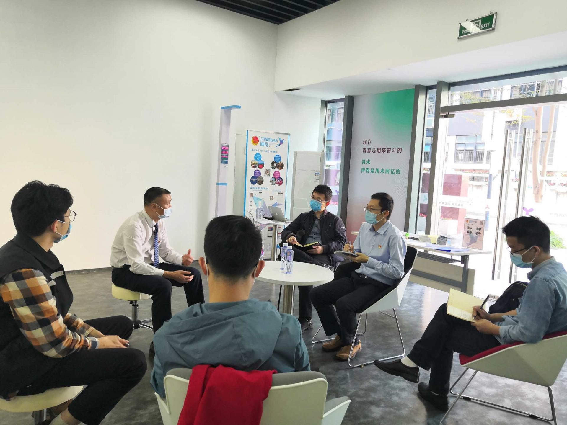 他们下沉疫情防控一线，用实际行动诠释初心使命 