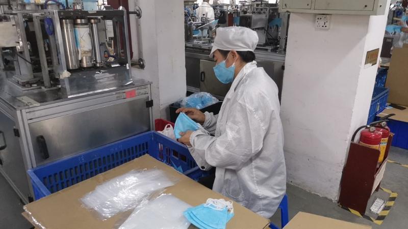 深圳口罩生产日产量突破1000万只，口罩日产量扩大500倍