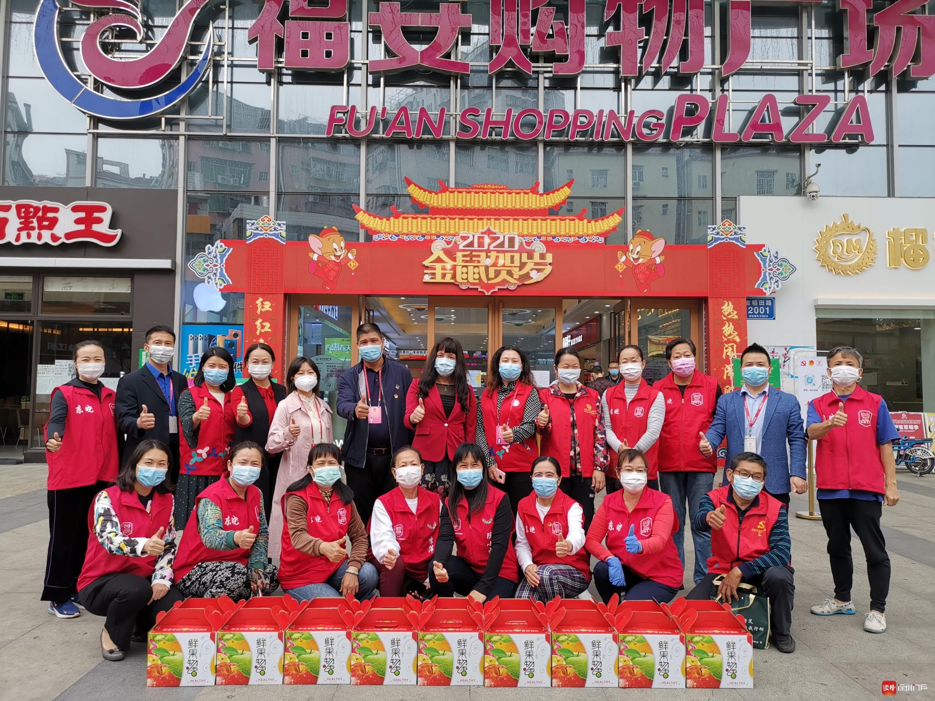 进社区小区、进企业、进门店、进商超，东晓街道组织人大代表助力防疫复产