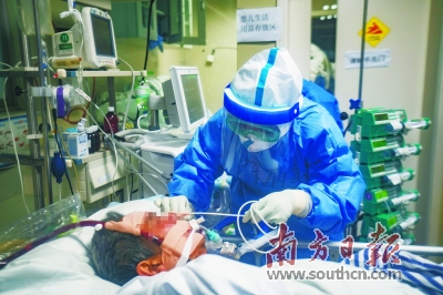 “我从一千公里外赶来，为了让你不要放弃自己”