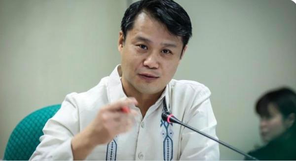 ​菲律宾财长多明格斯等政要因接触新冠肺炎患者而自我隔离