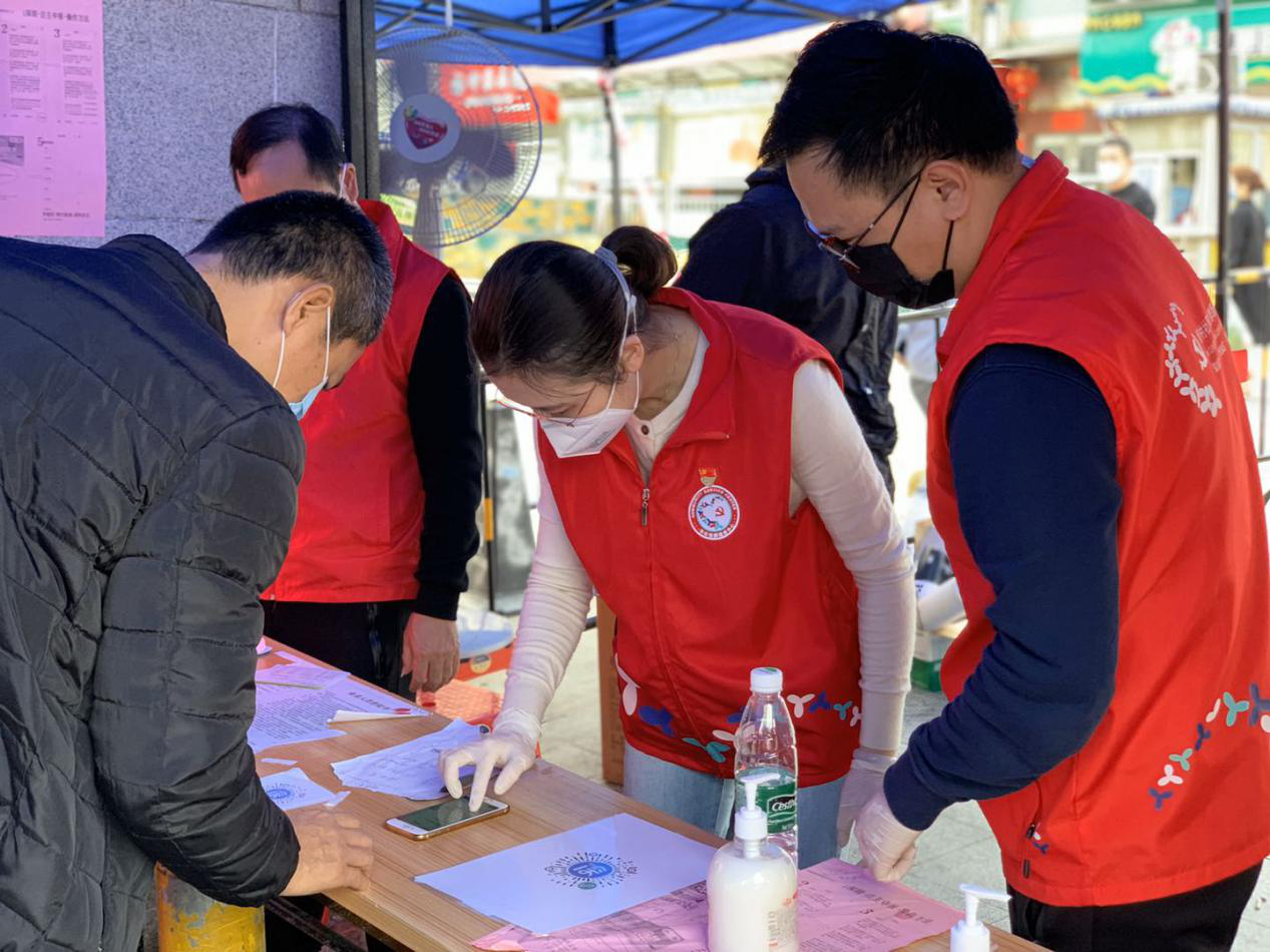 基层战疫一线｜翠竹巾帼绽放“她力量”