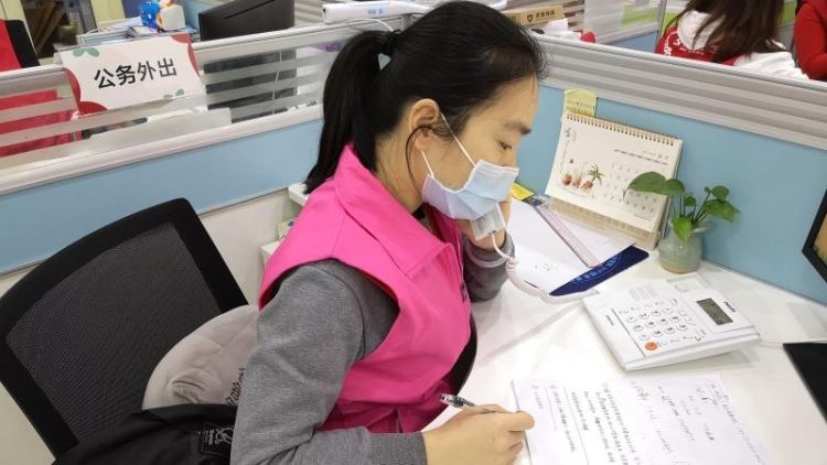 接访37宗个案，馨和家园14名心理咨询师在线引导市民科学防疫