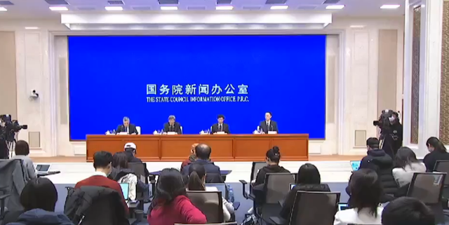 财政部：各级财政共安排疫情防控资金1104.8亿元
