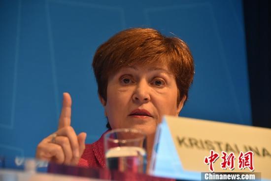 IMF总裁：已准备好调动1万亿美元贷款应对新冠肺炎疫情