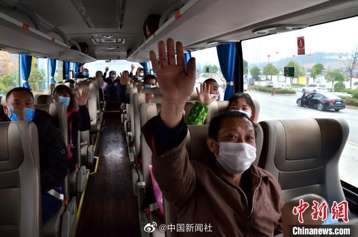 人社部：已有1亿农民工外出务工，占春节前返乡的80%