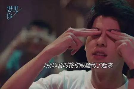 为什么大家喜欢花钱去伍佰的演唱会上唱歌？