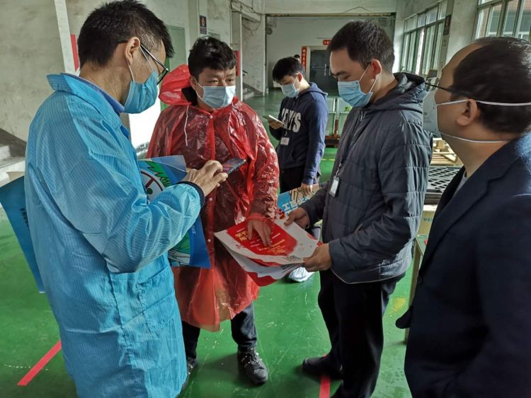 当好复工复产“服务员”  龙华这些街道很拼！