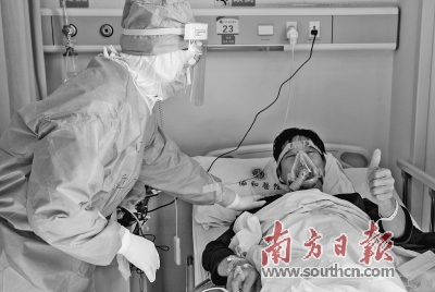 广东三十位心理专家赴武汉，援助抗疫一线心理治疗  “有些队员当场哭出来了”