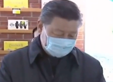 惊喜！他走进了直播带货的镜头里