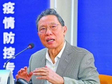 钟南山：广州并未出现疫情反弹 他在新闻发布会上表示，中国防疫的最大经验是群防群控下到社区