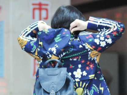 高开高走：三大股指涨逾2%，成交总额升至7000亿元以上