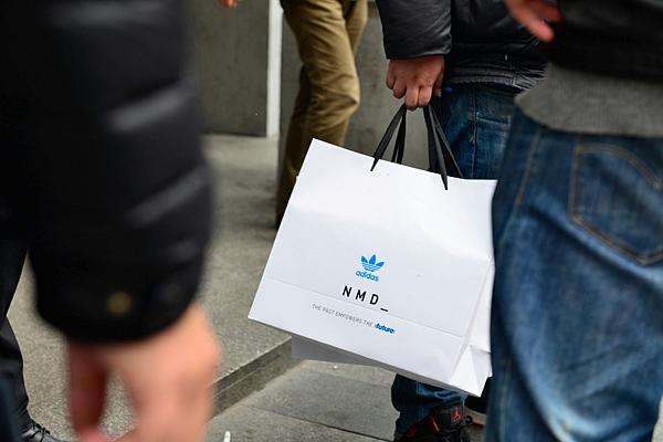 adidas集团一季度销售额降约19% 七成门店关闭