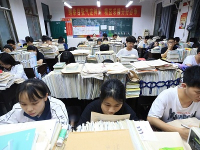 新华社调查：高考延期30天，1071万考生如何应对？