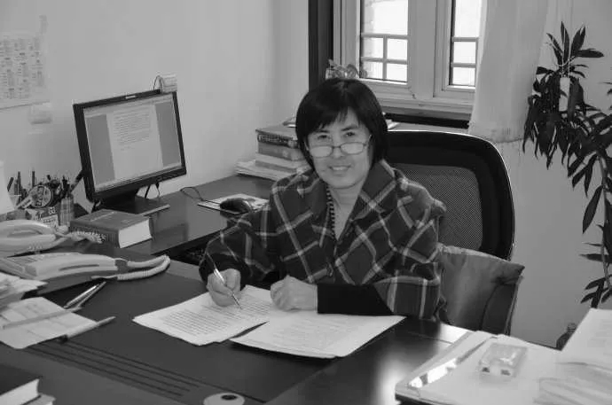 国家图书馆出版社原总编辑贾贵荣逝世，享年59岁