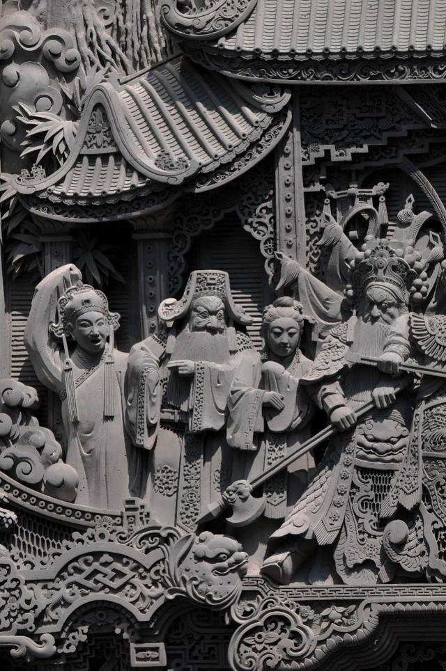 全国首个全面展示岭南文化的大型砖雕艺术品《凤城大观》在顺德揭幕