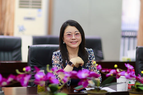 上网课“三分钟热度”，心理专家开“药方”：家长与孩子良性沟通很重要