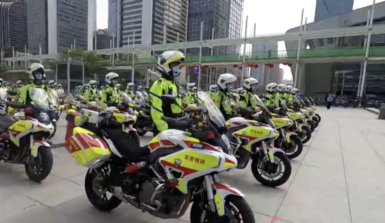 深圳试点交警铁骑新模式，装备、勤务等全面升级