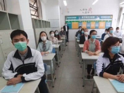 网传深圳中小学生5月11日和18日分批返校？教育局回应了
