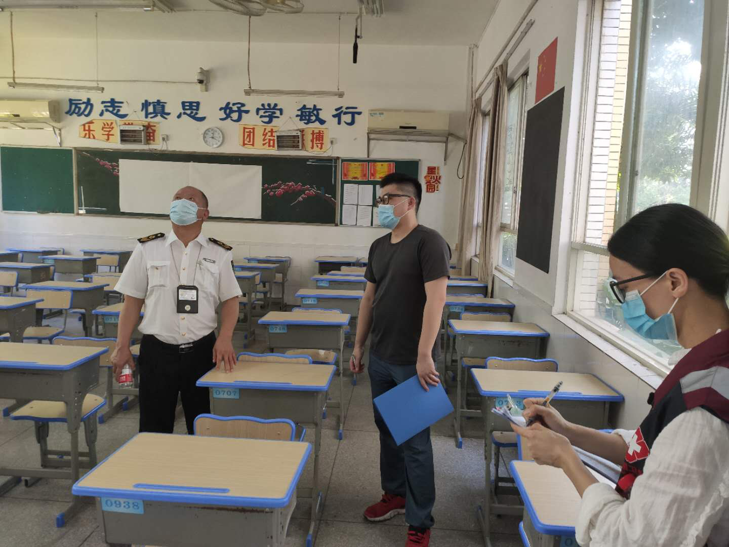 南山区开展学校开学准备期间新冠肺炎疫情防控卫生技术指导