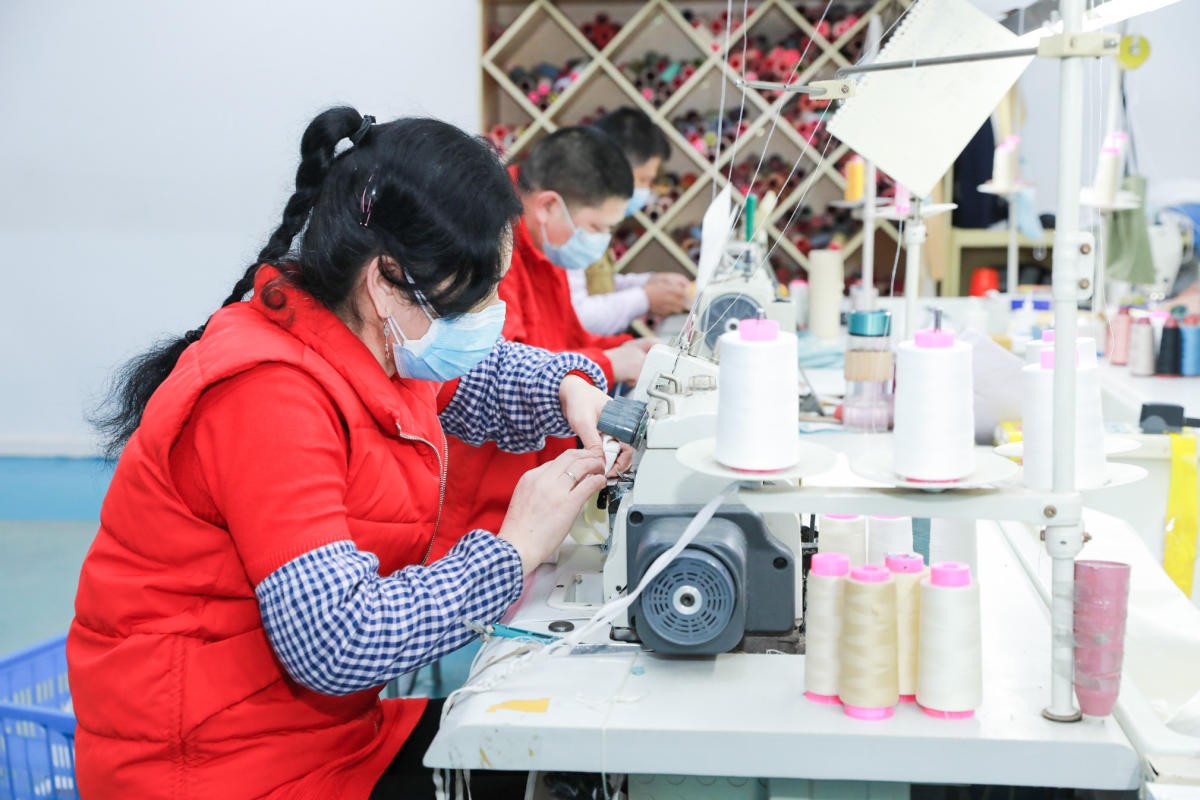 疫情下工厂踏上数字化转型之路 广东新增主播数量排名第一