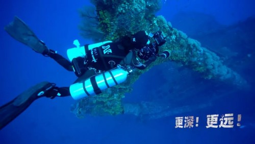 周芳：向世界展现水下中国之美