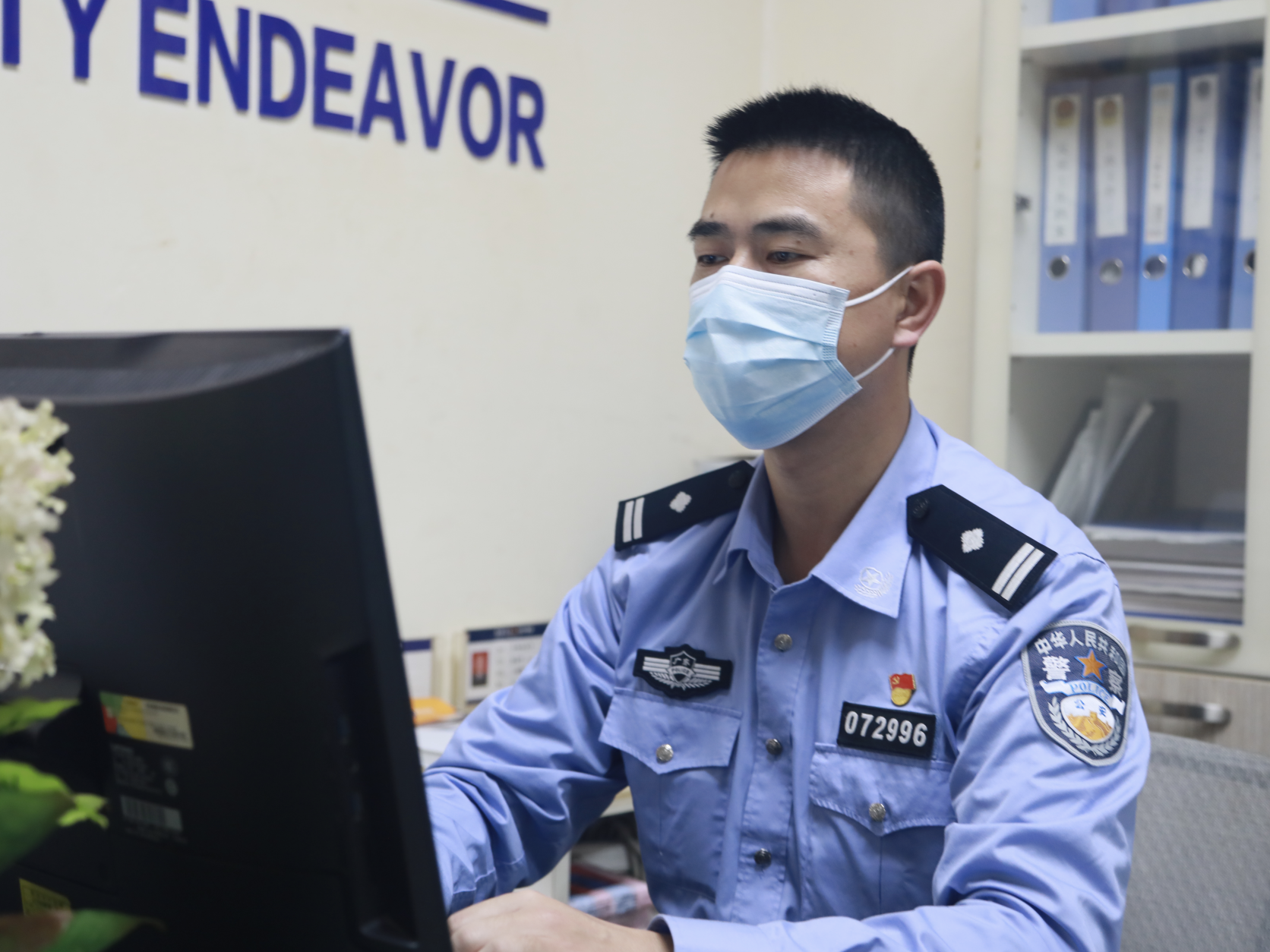 每日警星 | 辛智：有事随时给我打电话 