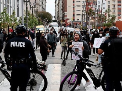 美国洛杉矶县进入紧急状态应对骚乱蔓延