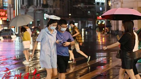 返校的学生和家长请留意：明天早高峰或有雷雨