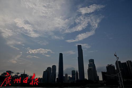 今天广州有雷阵雨，周末又有短时强降水等强对流天气