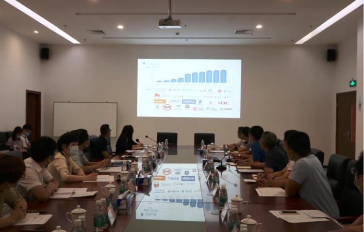 纵深推进“放管服”，深圳市司法局到宝龙街道调研涉企联合执法检查工作