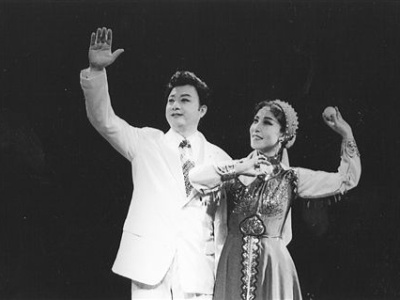 新中国第一代舞蹈家、著名歌唱家胡松华之妻张曼茹去世