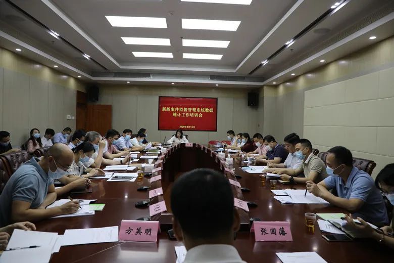 一盔难求！罗湖警方预警：近期头盔诈骗频发，谨防上当！