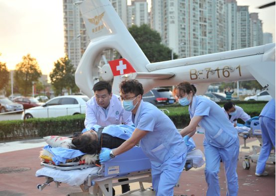 打造空中120救援体系！深圳与民航中南地区管理局签约