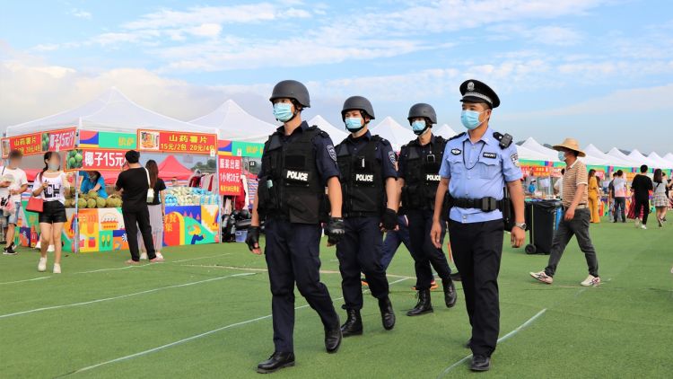 与您相伴，护您平安——“五一”小长假，光明警方就在身边